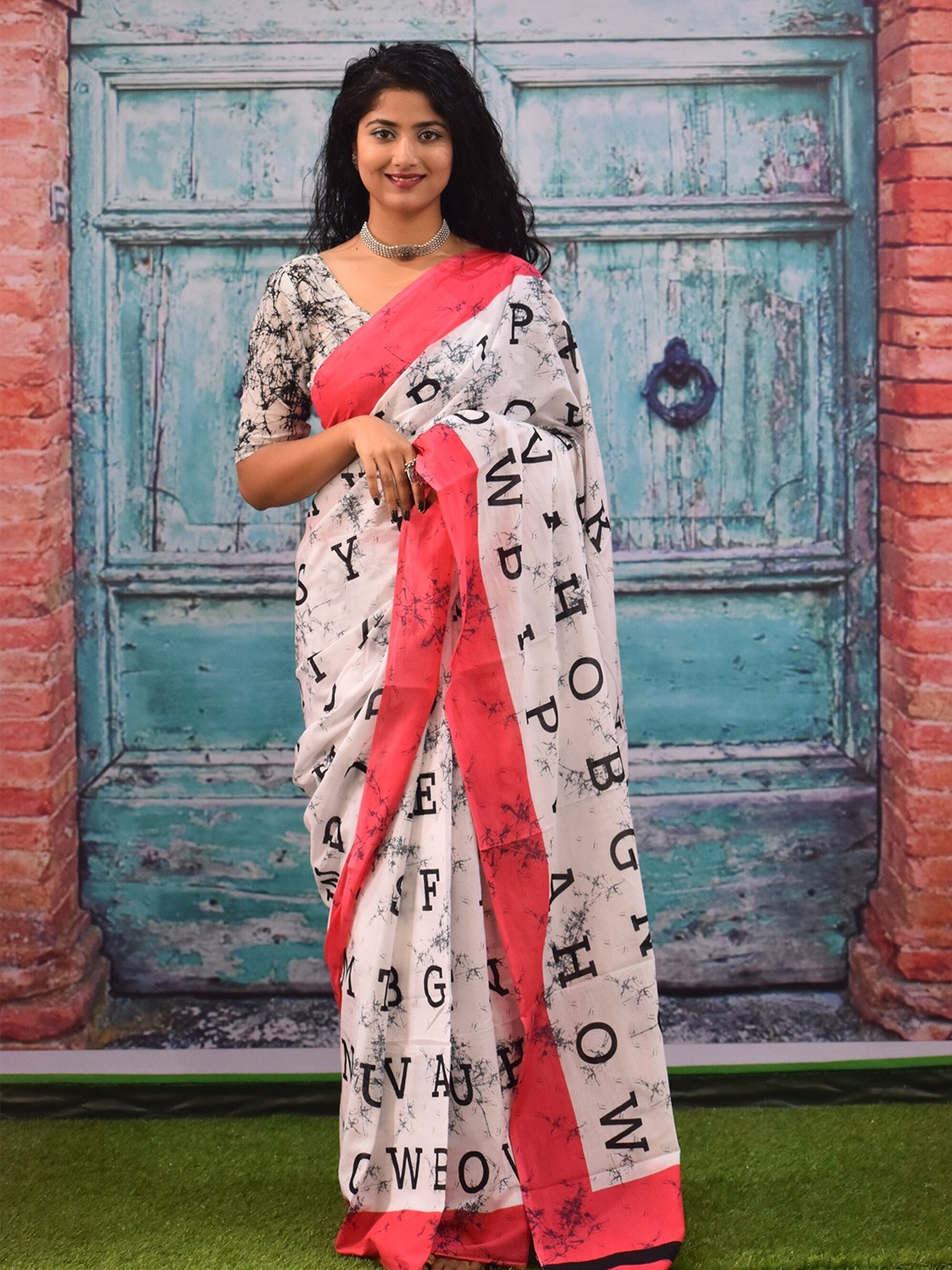 

clothonus Abstract Pure Cotton Block Print Saree, Peach