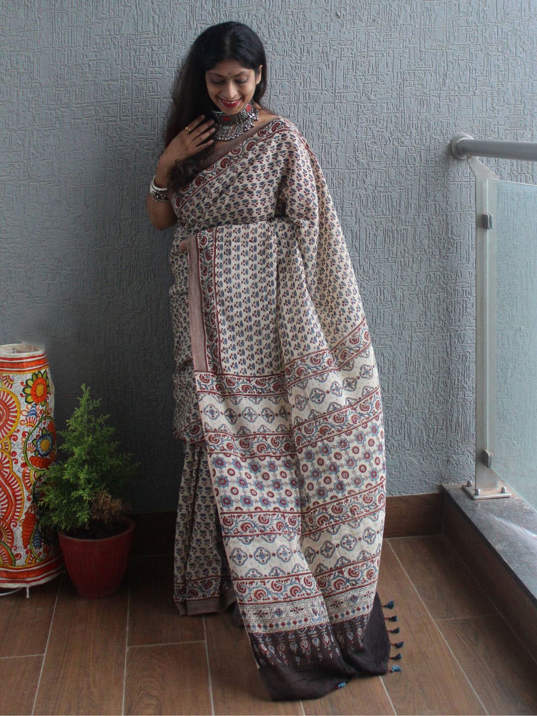 

Weaves of Tradition Ethnic Motifs printed Pure Cotton Saree With Tassels, Green