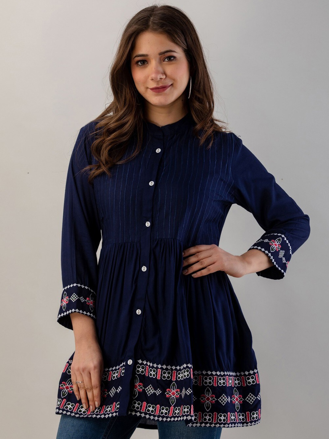 

TRENDSWILL Striped Mandarin Collar A-Line Kurti, Navy blue