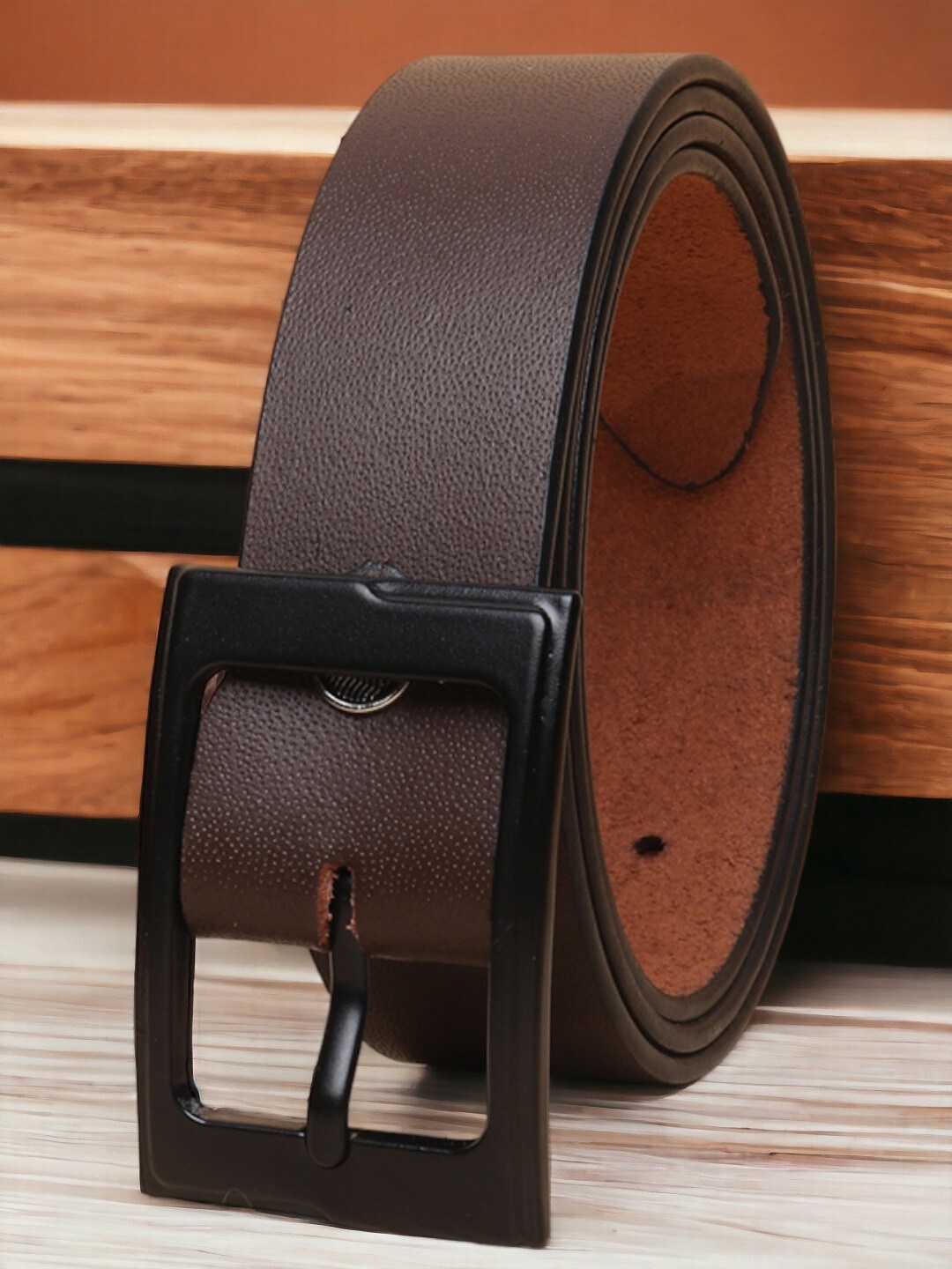 

INVICTUS Men Textured Leather Formal Belt, Brown