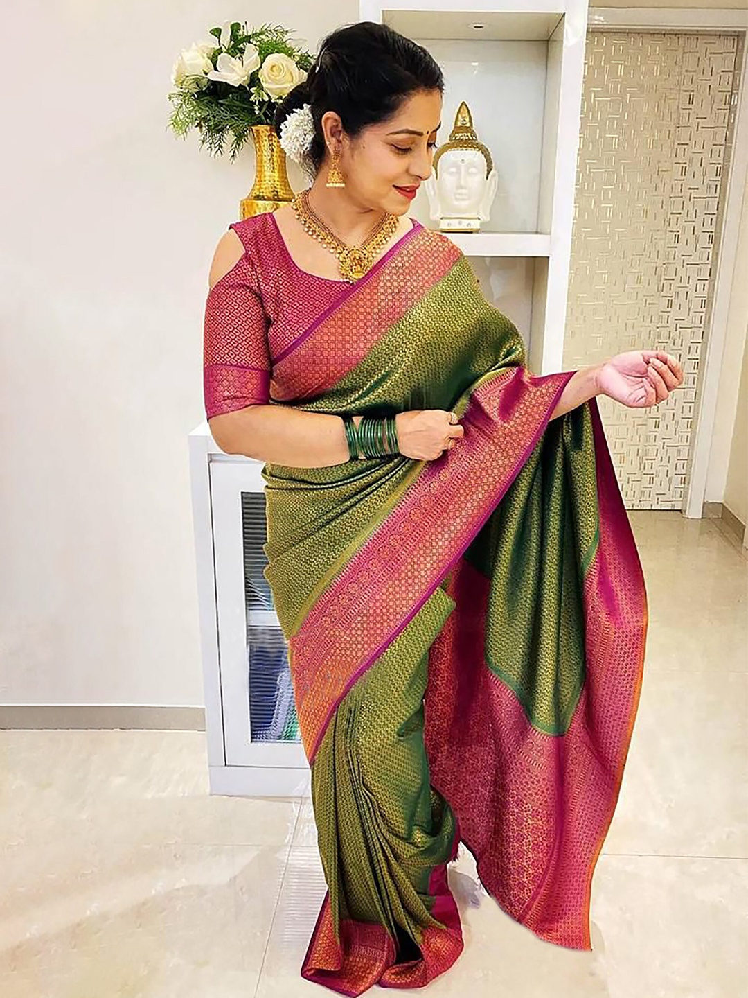 

KALINI Ethnic Motifs Woven Design Banarasi Saree, Green
