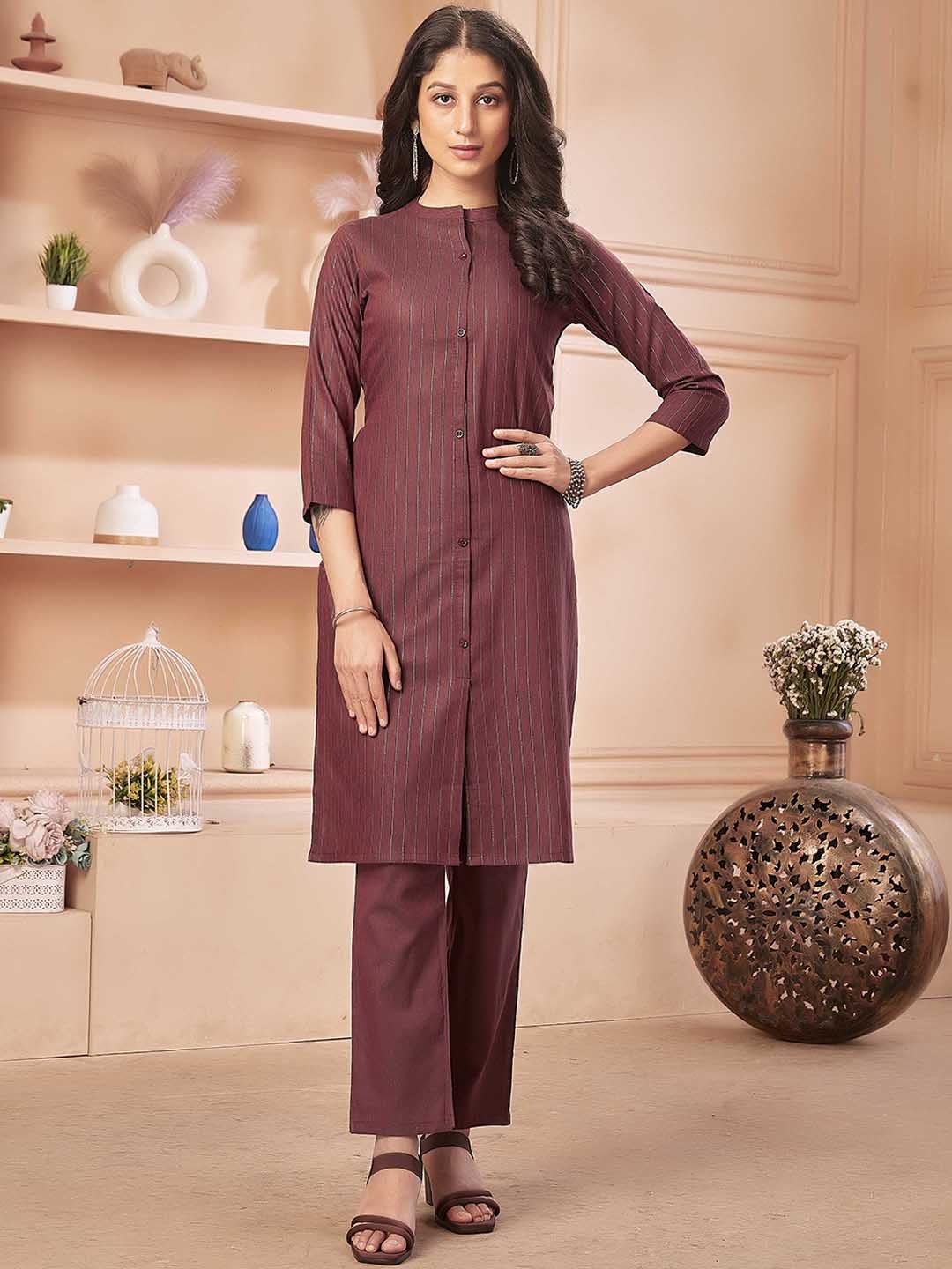 

Anubhutee Striped Mandarin Collar Kurta with Trousers, Burgundy
