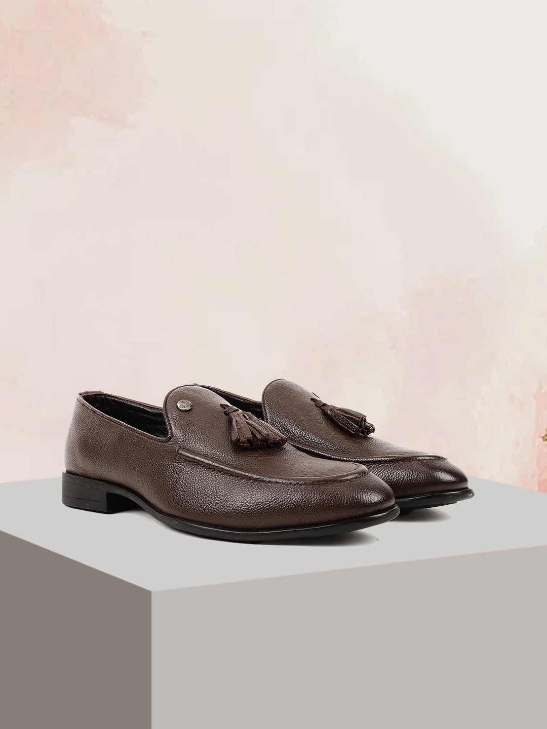 

Carlton London Men Textured Leather Formal Loafers, Brown