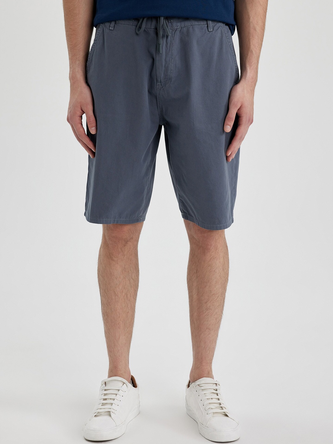 

DeFacto Men Mid Rise Shorts, Grey