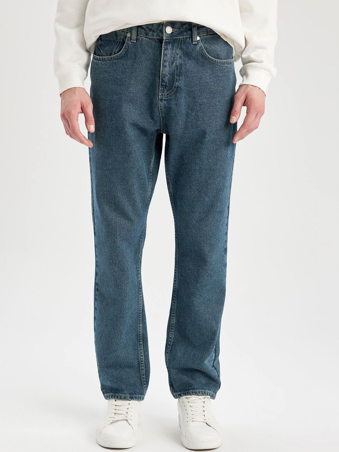 

DeFacto Men Mid-Rise Dark Shade Clean Look Pure Cotton Jeans, Navy blue