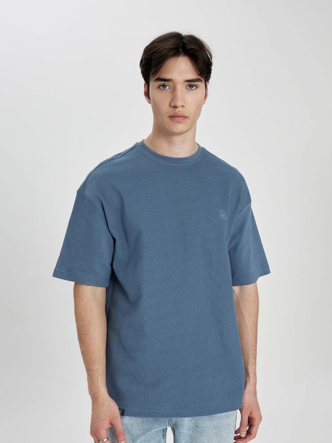 

DeFacto Round Neck Pure Cotton T-shirt, Blue