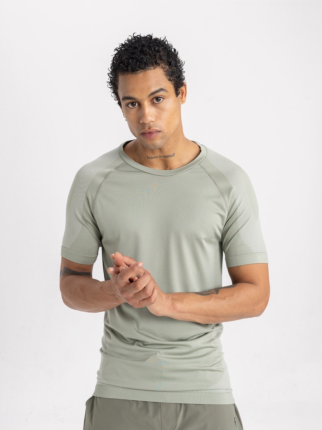

DeFacto Round Neck T-shirt, Beige