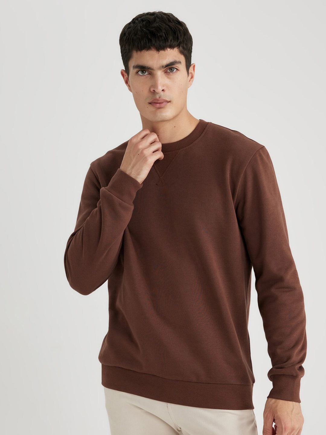

DeFacto Round Neck Long Sleeves Pullover, Brown