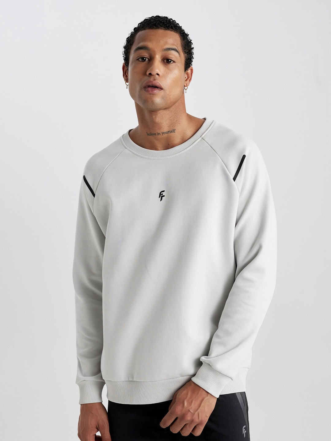 

DeFacto Round Neck Pullover Sweatshirts, Grey