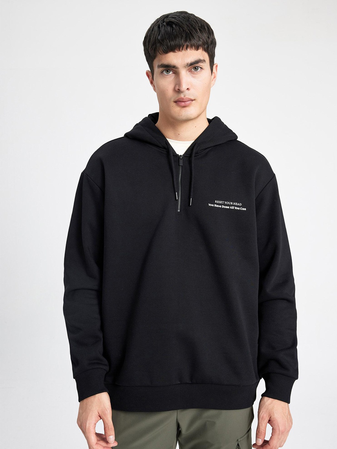 

DeFacto Typography Printed Sweatshirts, Black