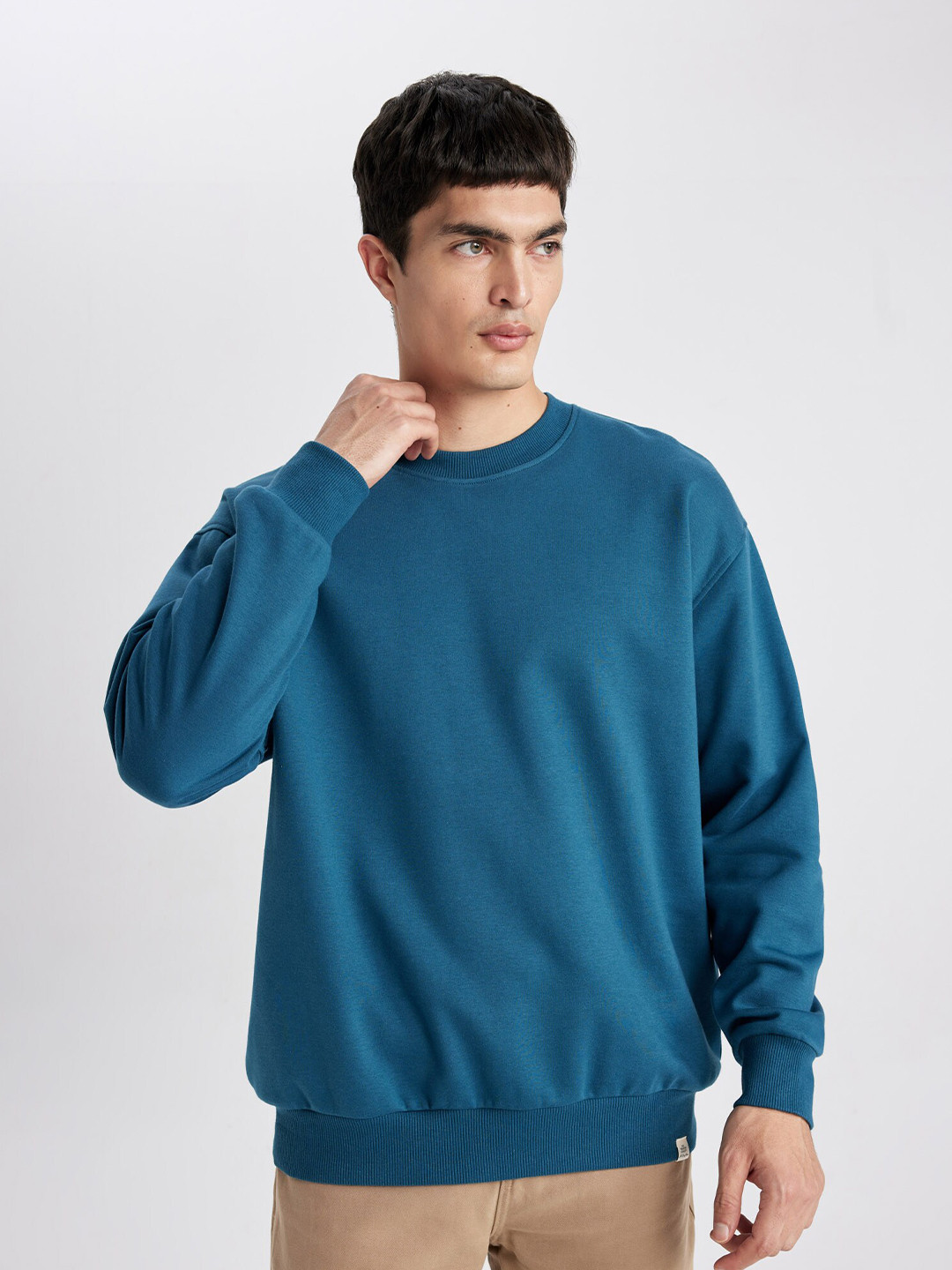 

DeFacto Round Neck Sweatshirt, Blue