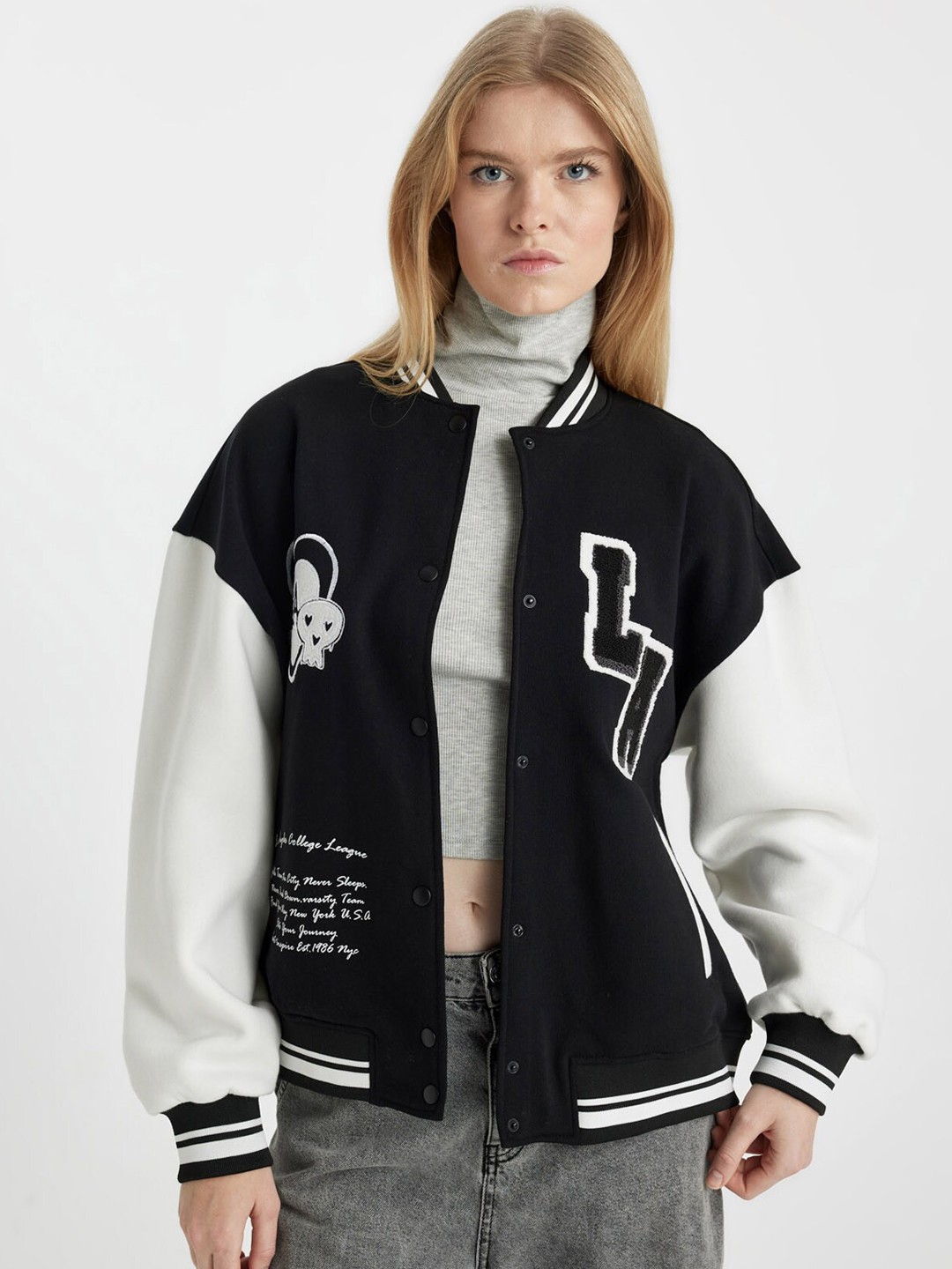 

DeFacto Typography Self Design Varsity Jacket, Black