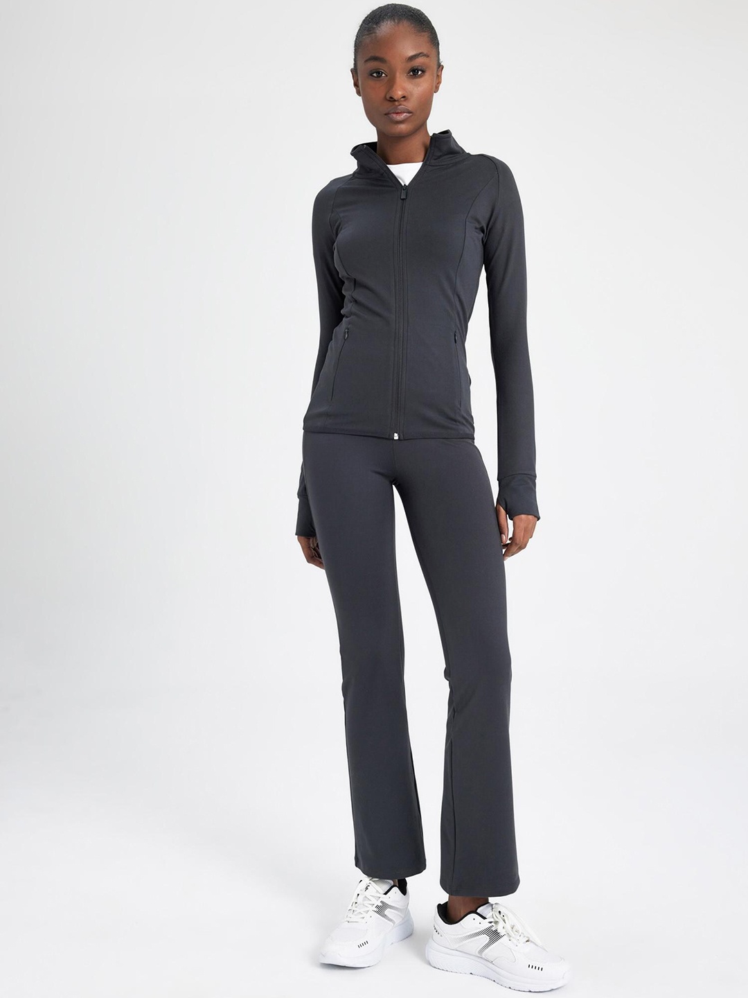 

DeFacto Women Mid-Rise Bootcut Trousers, Charcoal
