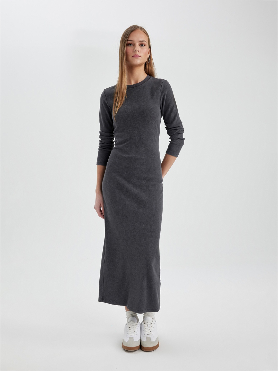 

DeFacto Round Neck Maxi Dress, Grey