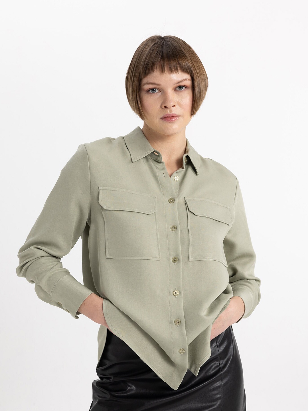 

DeFacto Spread Collar Casual Shirt, Olive