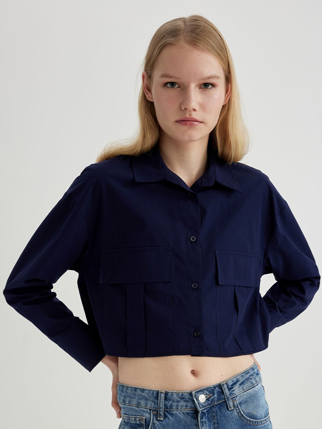 

DeFacto Pure Cotton Crop Casual Shirt, Navy blue