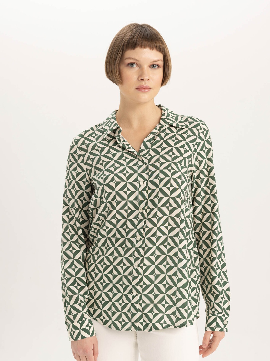 

DeFacto Geometric Printed Casual Shirt, Green