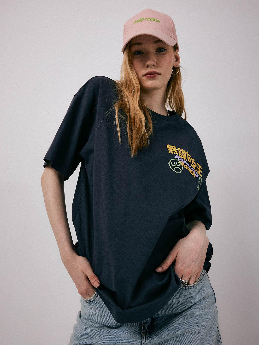 

DeFacto Graphic Printed Drop Shoulder Pure Cotton T-shirt, Black