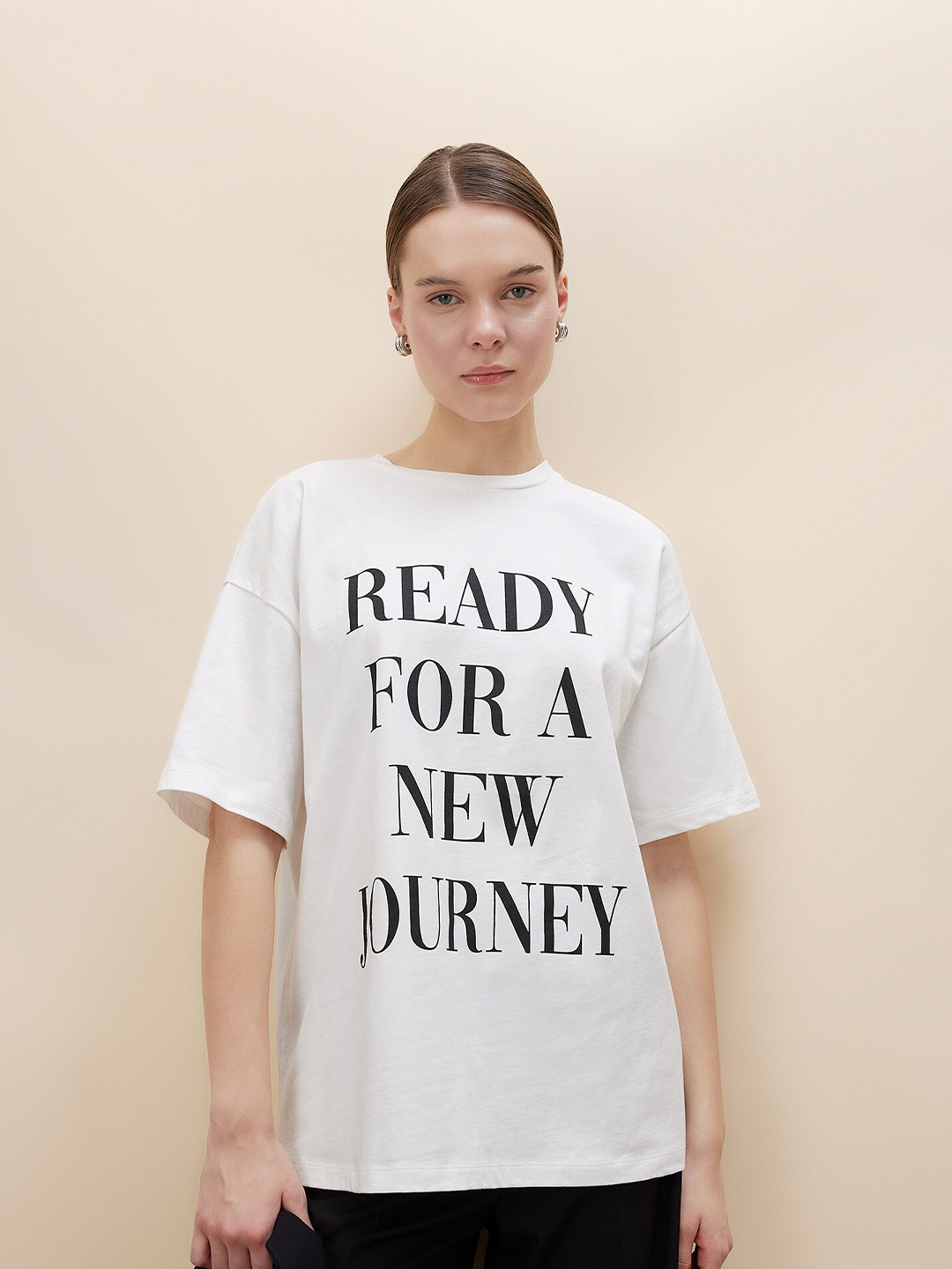 

DeFacto Typography Printed Drop-Shoulder Pure Cotton T-shirt, White