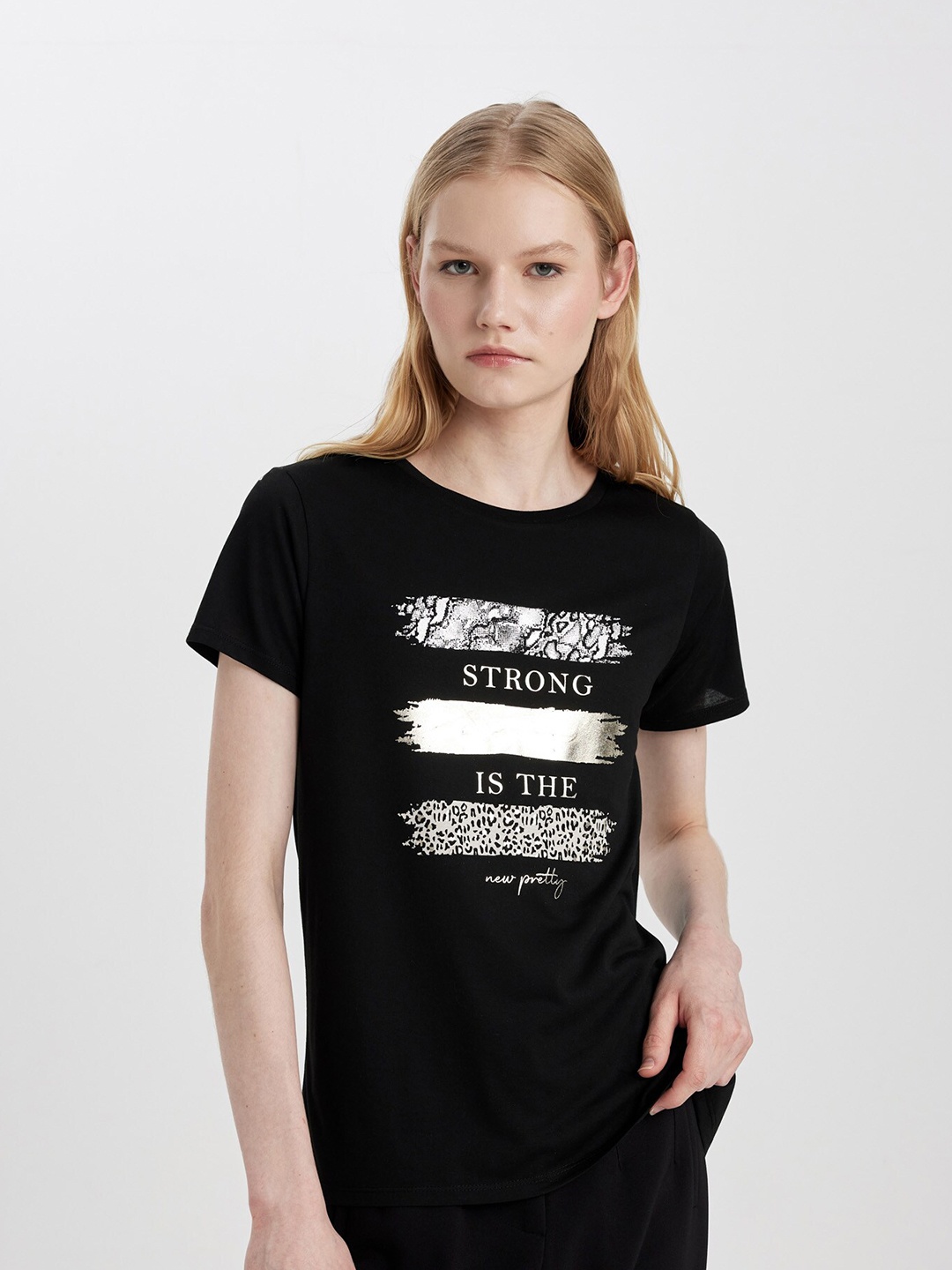 

DeFacto Typography Printed T-shirt, Black