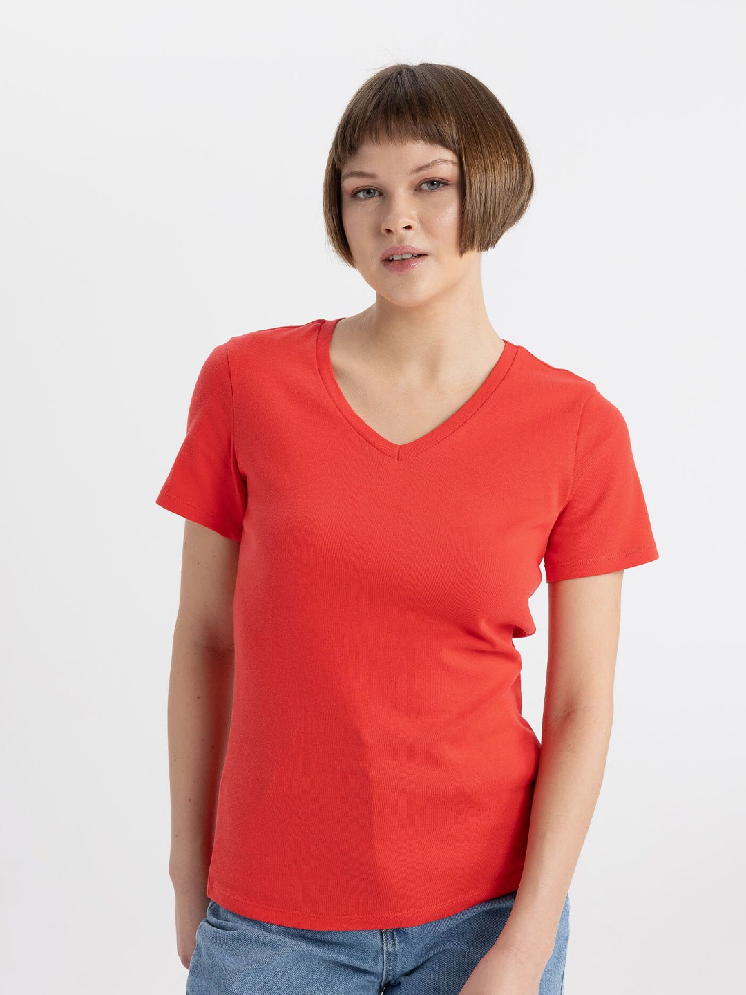 

DeFacto V-Neck Pure Cotton Casual T-shirt, Orange