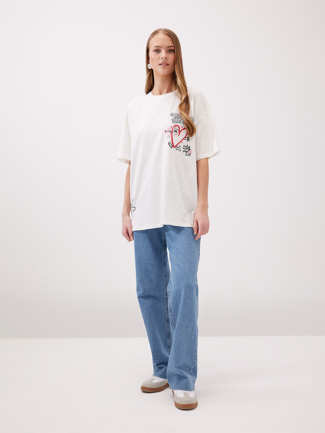 

DeFacto Unisex Typography Printed Drop-Shoulder Pure Cotton T-shirt, White