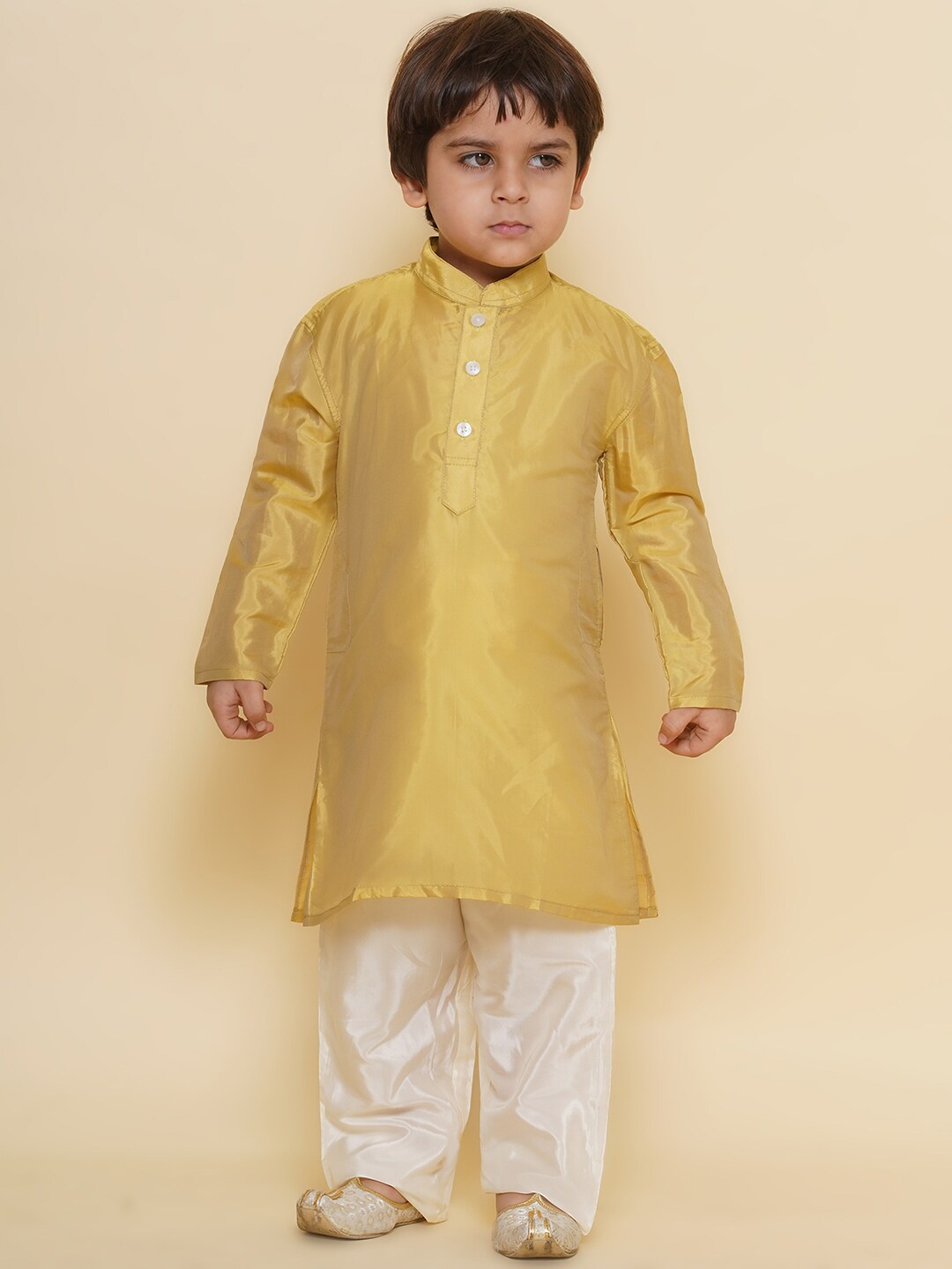 

Sethukrishna Boys Mandarin Collar Straight Kurta with Pyjamas, Mustard