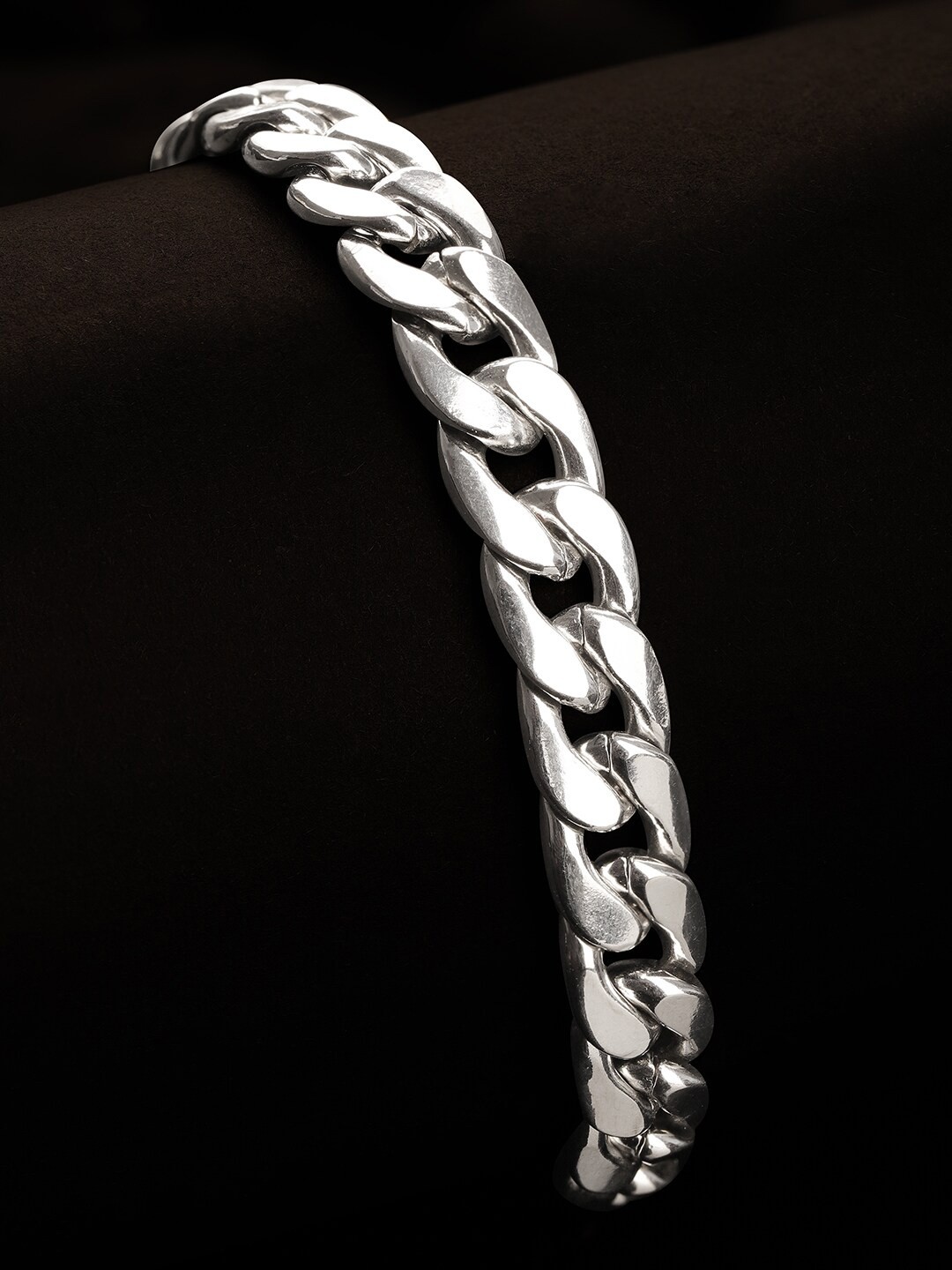 

The Roadster Lifestyle Co. Silver-Plated Textured Link Chain Bracelet