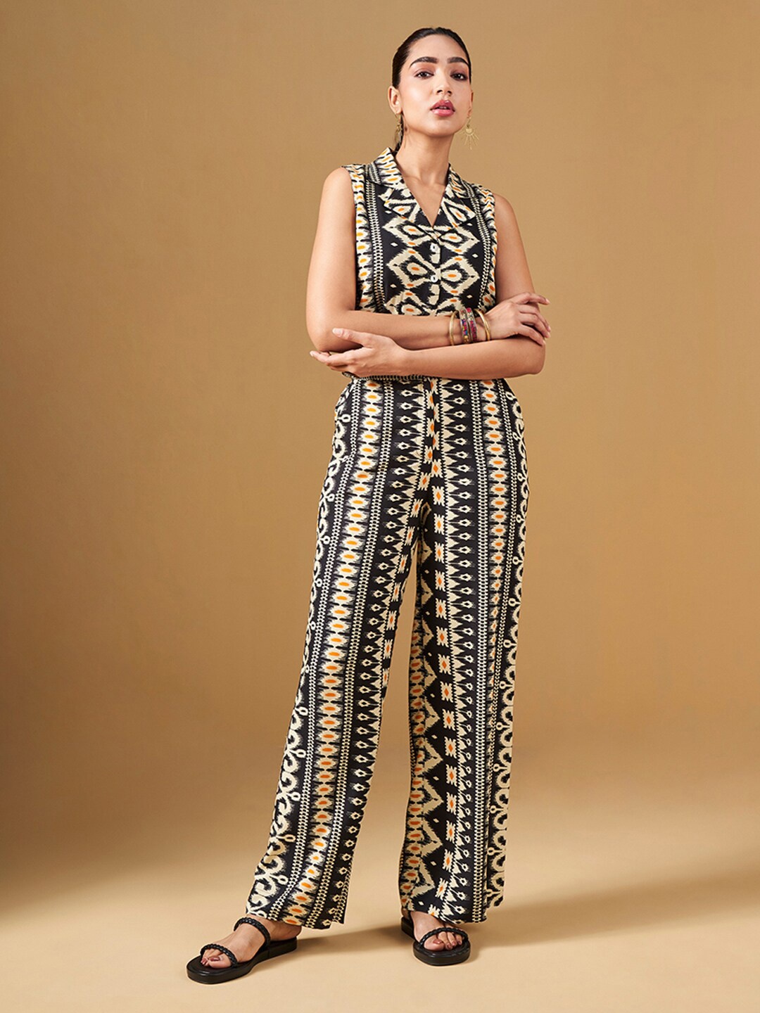 

Global Desi Printed Lapel Collar Top & Palazzo, Black