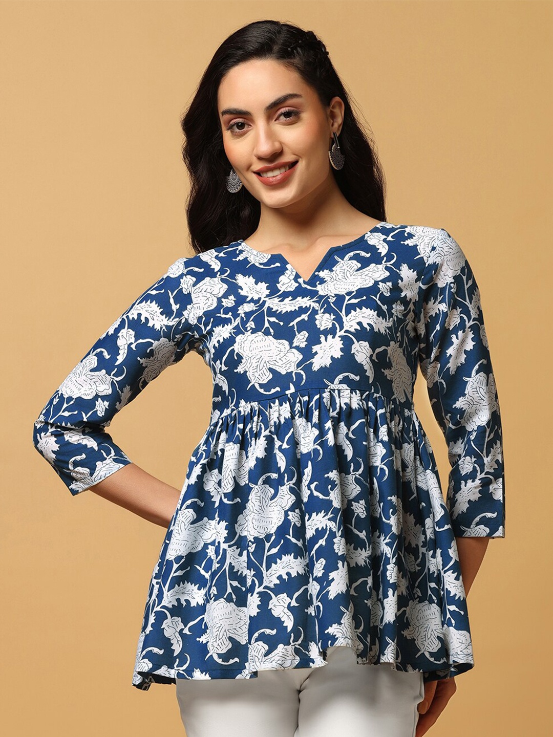 

FASHION DREAM Floral Printed Empire Top, Blue