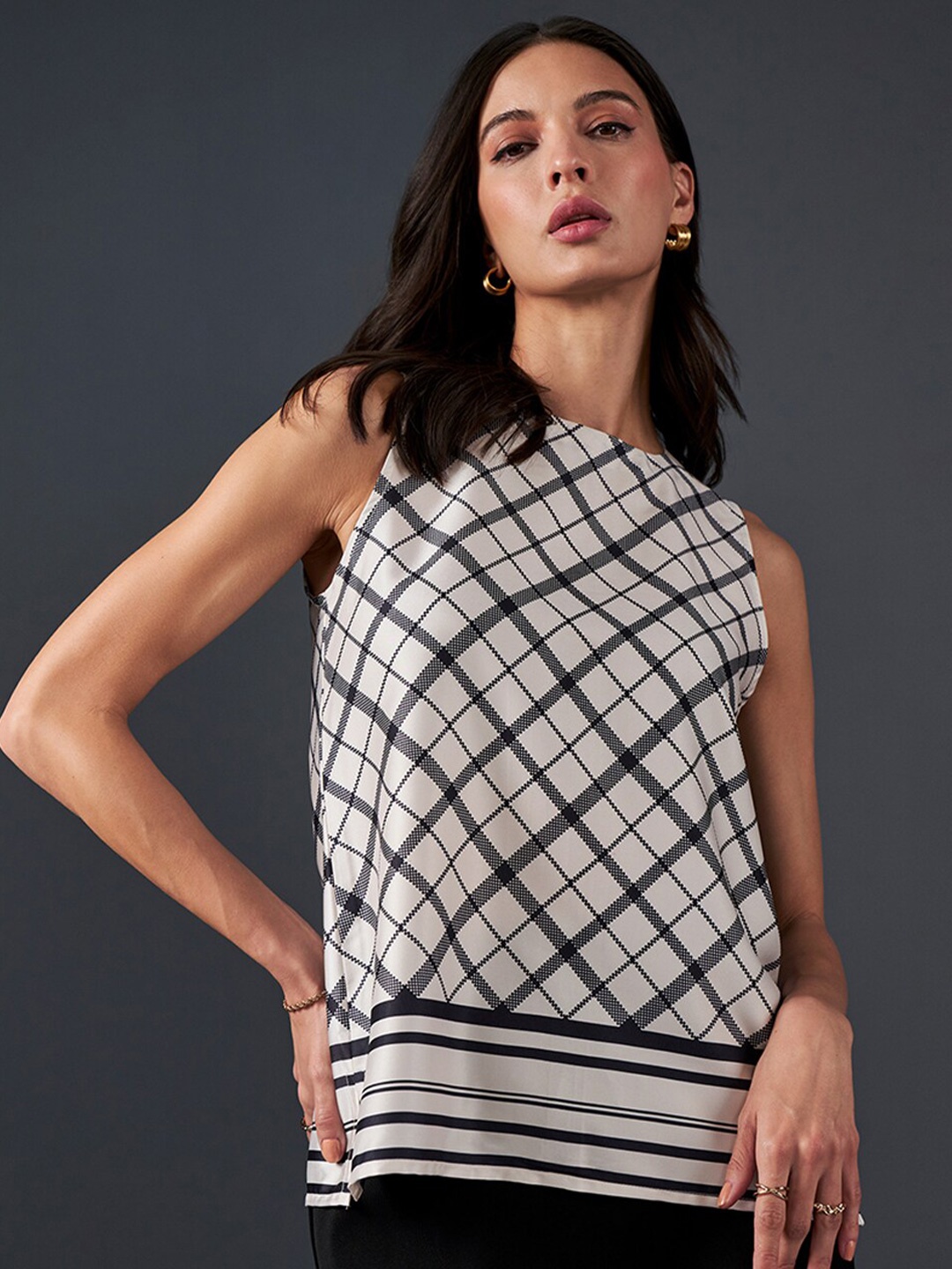 

AND Checked Round Neck Styled Back Top, White