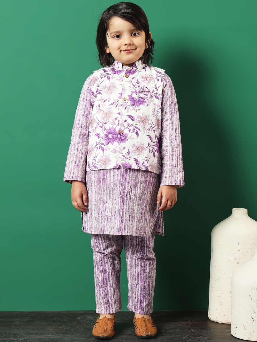 

Readiprint Boys Floral Printed Regular Pure Cotton Kurta with Pyjamas, Purple
