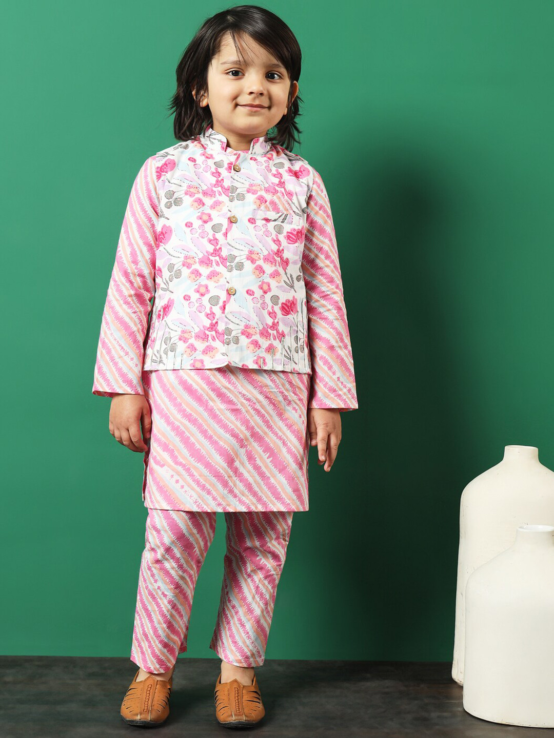 

Readiprint Boys Floral Printed Regular Pure Cotton Kurta with Pyjamas, Pink
