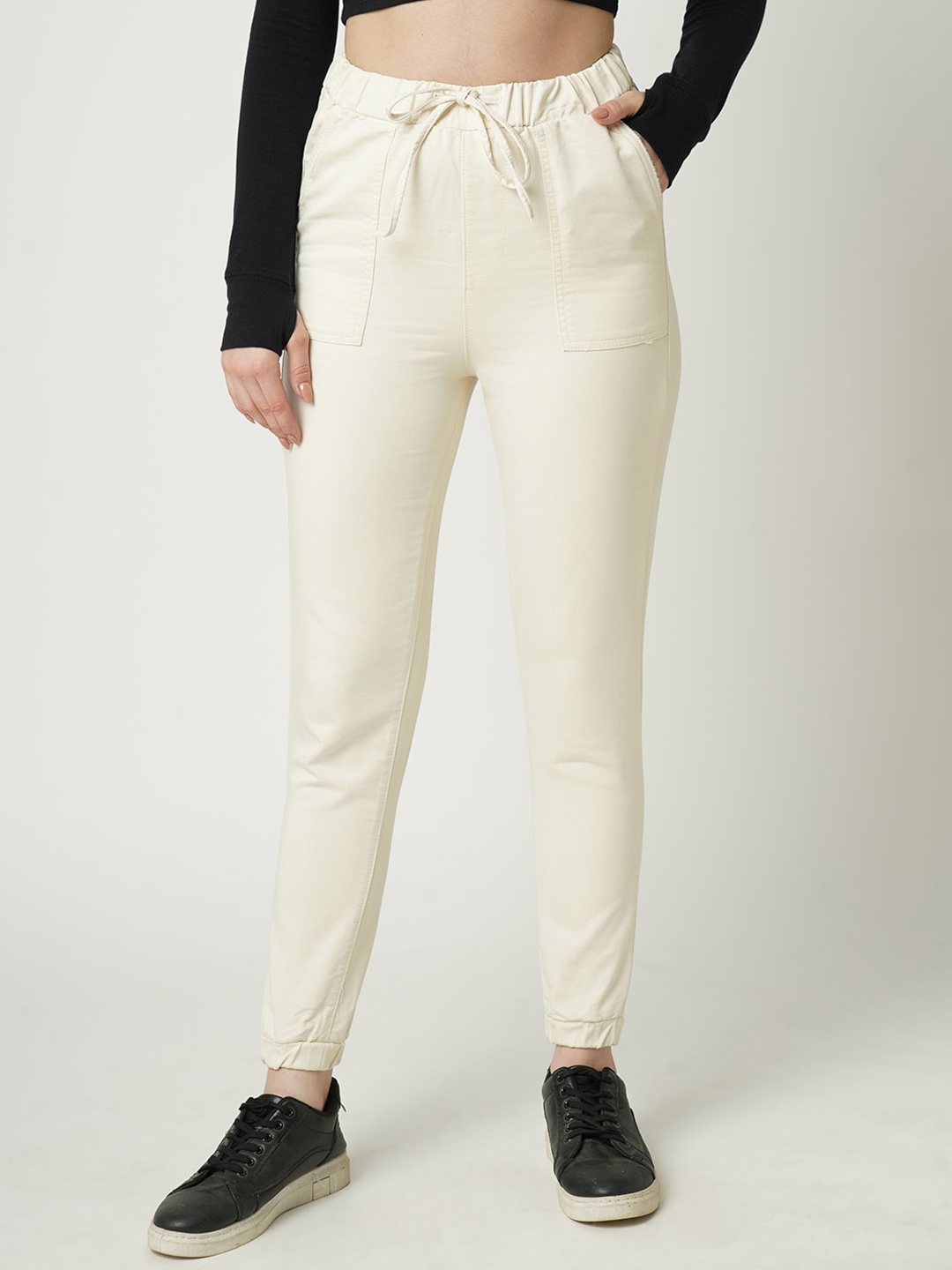 

Kraus Jeans Women Slim Fit High-Rise Cotton Trousers, Off white