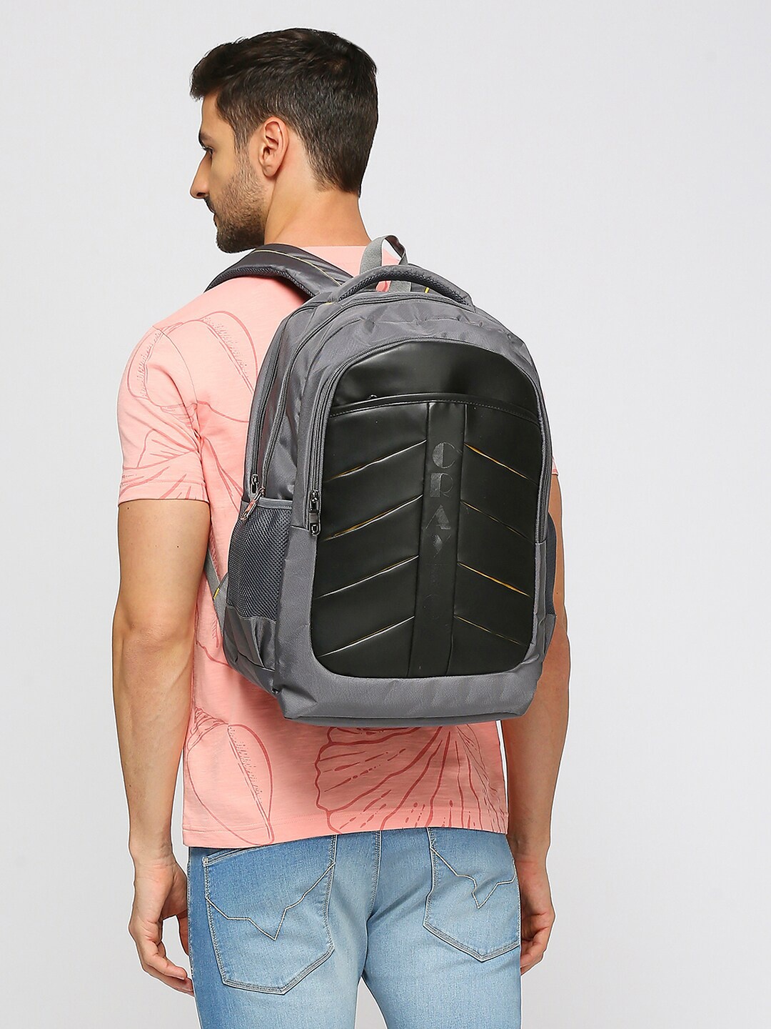 

CRAYTON Unisex Ergonomic Backpack with Compression Straps, Grey