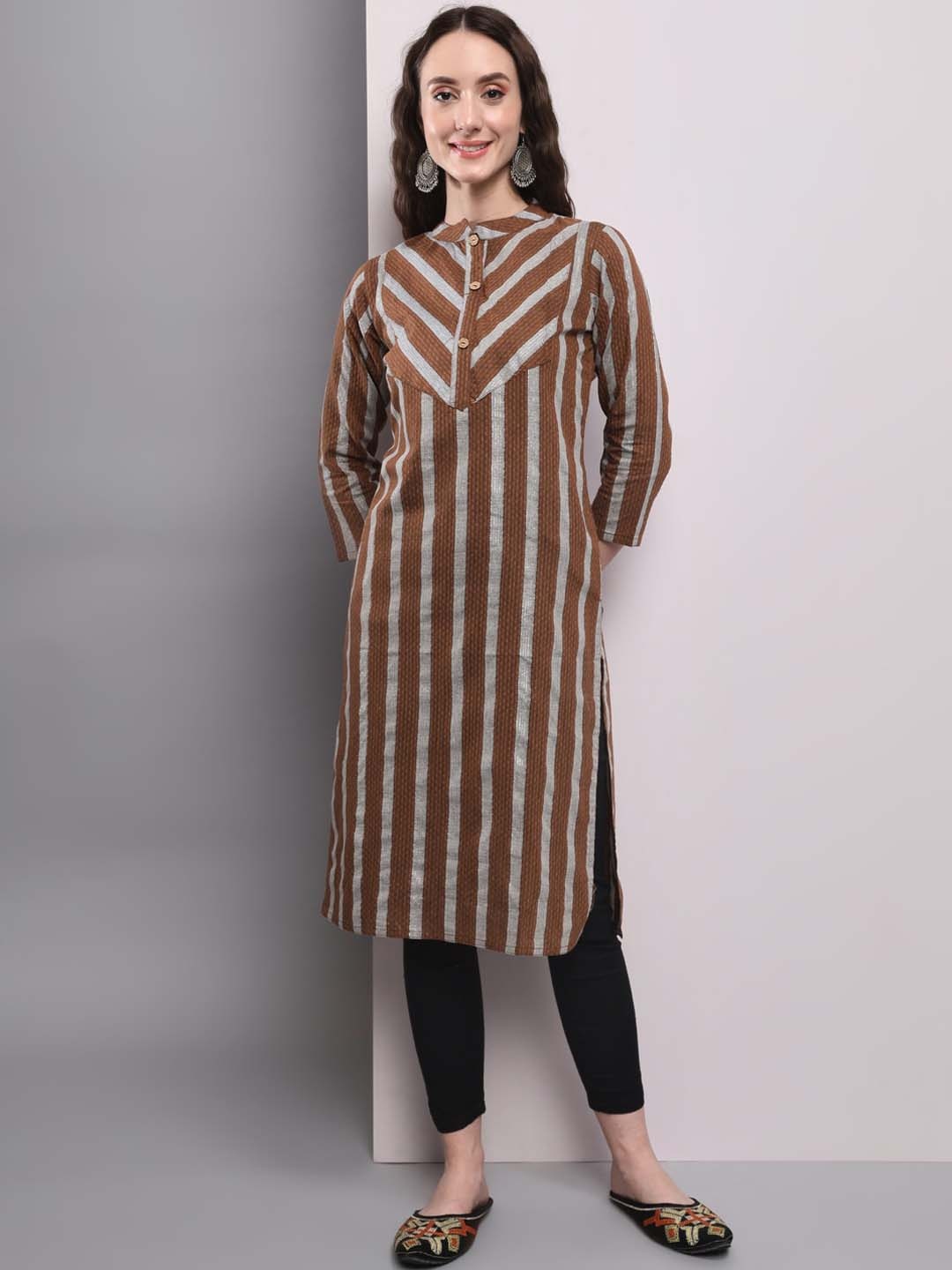 

DIVASTRI Striped Woven Design Boat Neck Straight Kurta, Coffee brown