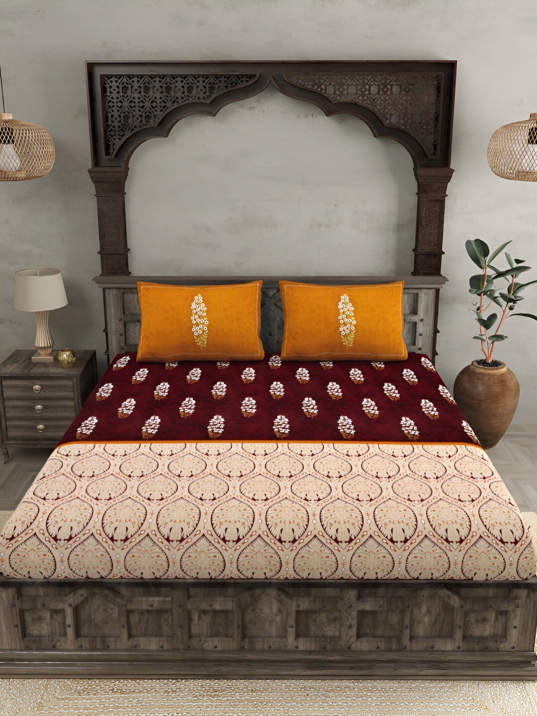 

JAIPUR FABRIC Beige & Maroon Printed Cotton 300 TC King Bedsheet with 2 Pillow Covers