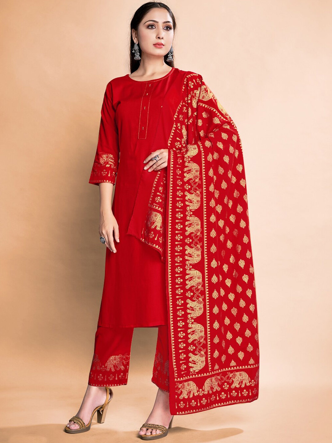 

Mitera Floral Regular Kurta with Trousers & With Dupatta, Red