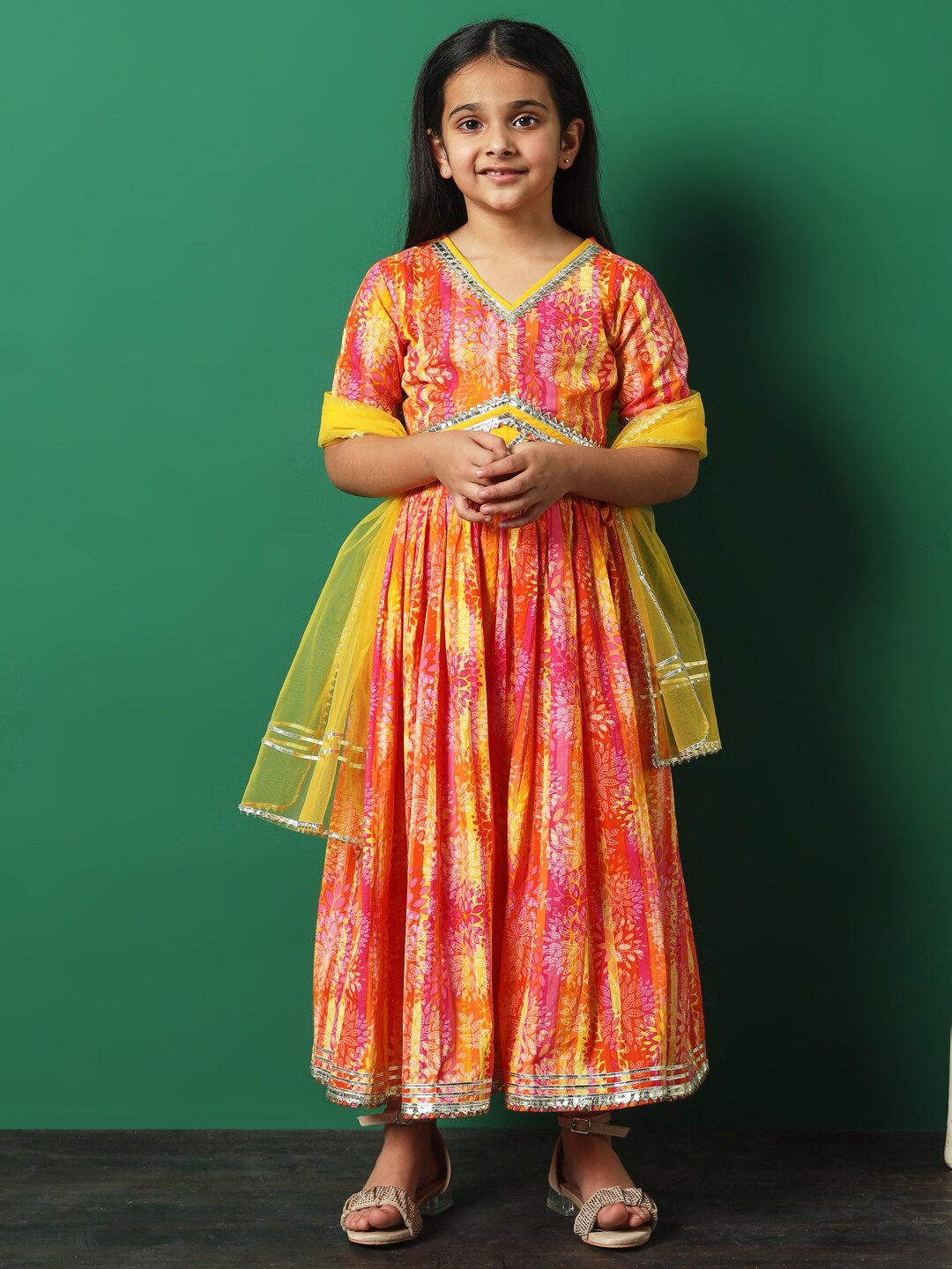 

Readiprint Girls Printed Ready to Wear Lehenga & Blouse With Dupatta, Yellow