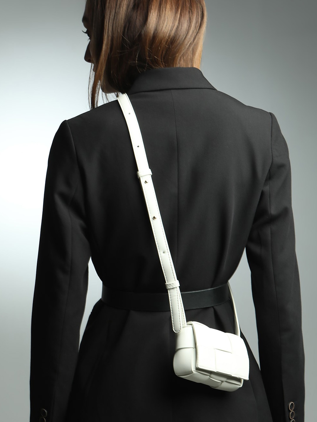 

Vero Moda Textured Structured Sling Bag, White