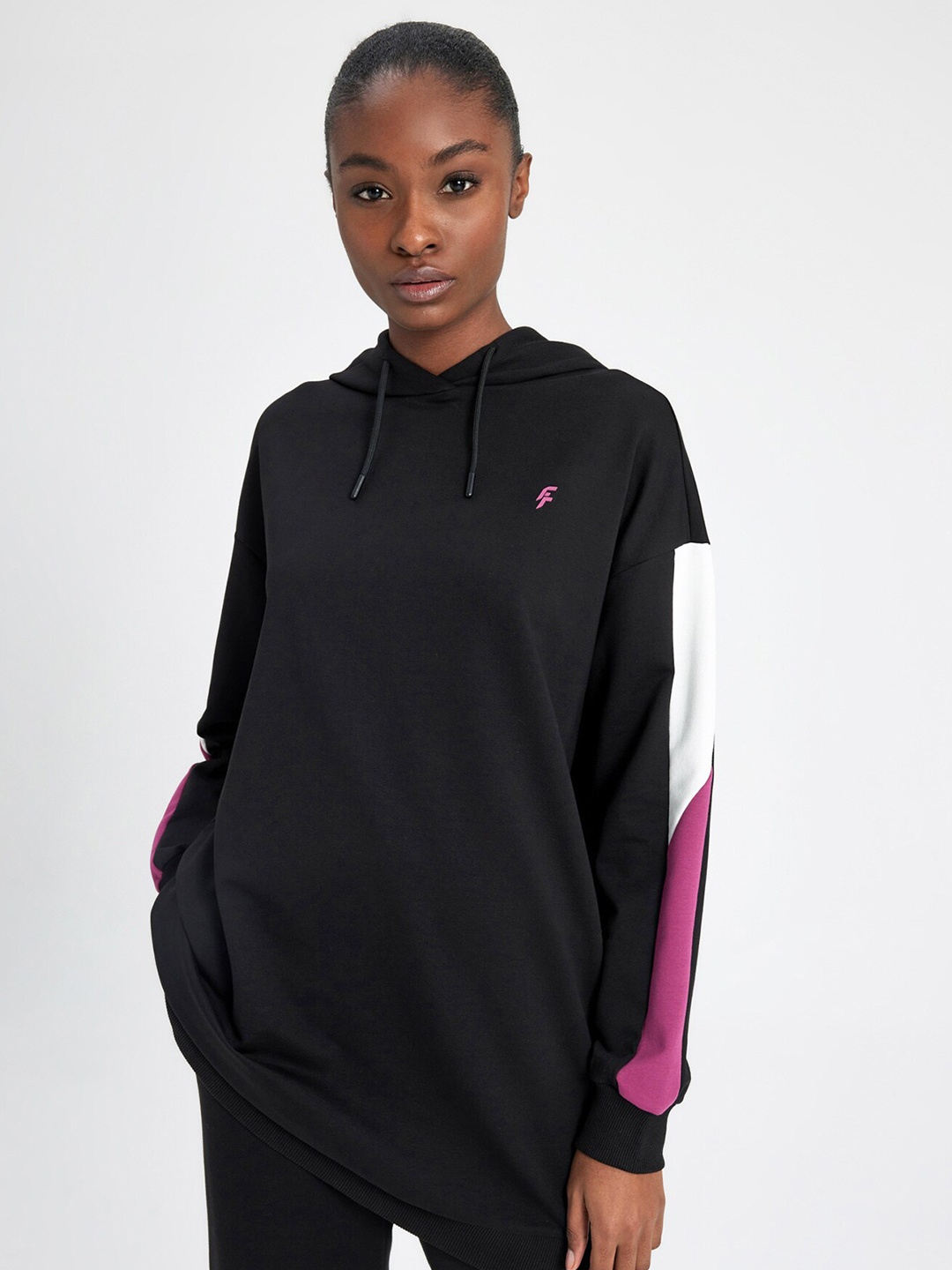 

DeFacto Striped Hooded Pullover Sweatshirt, Black