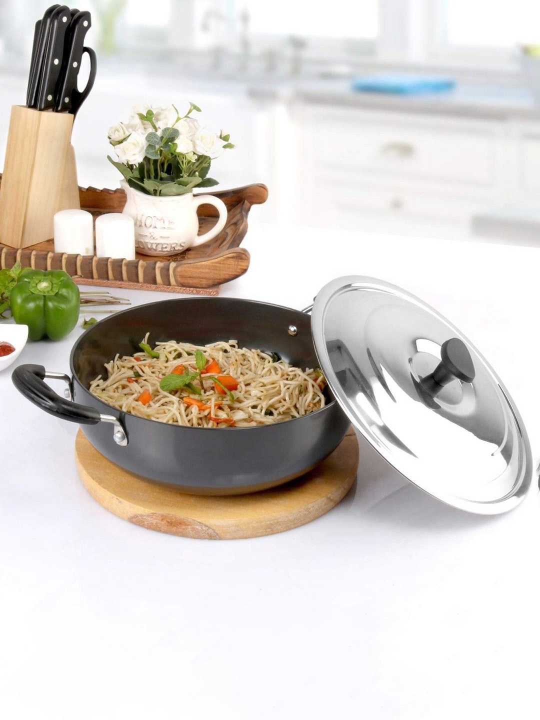 

RBGIIT Black Carbon Steel Dishwasher and Microwave Safe Kadhai