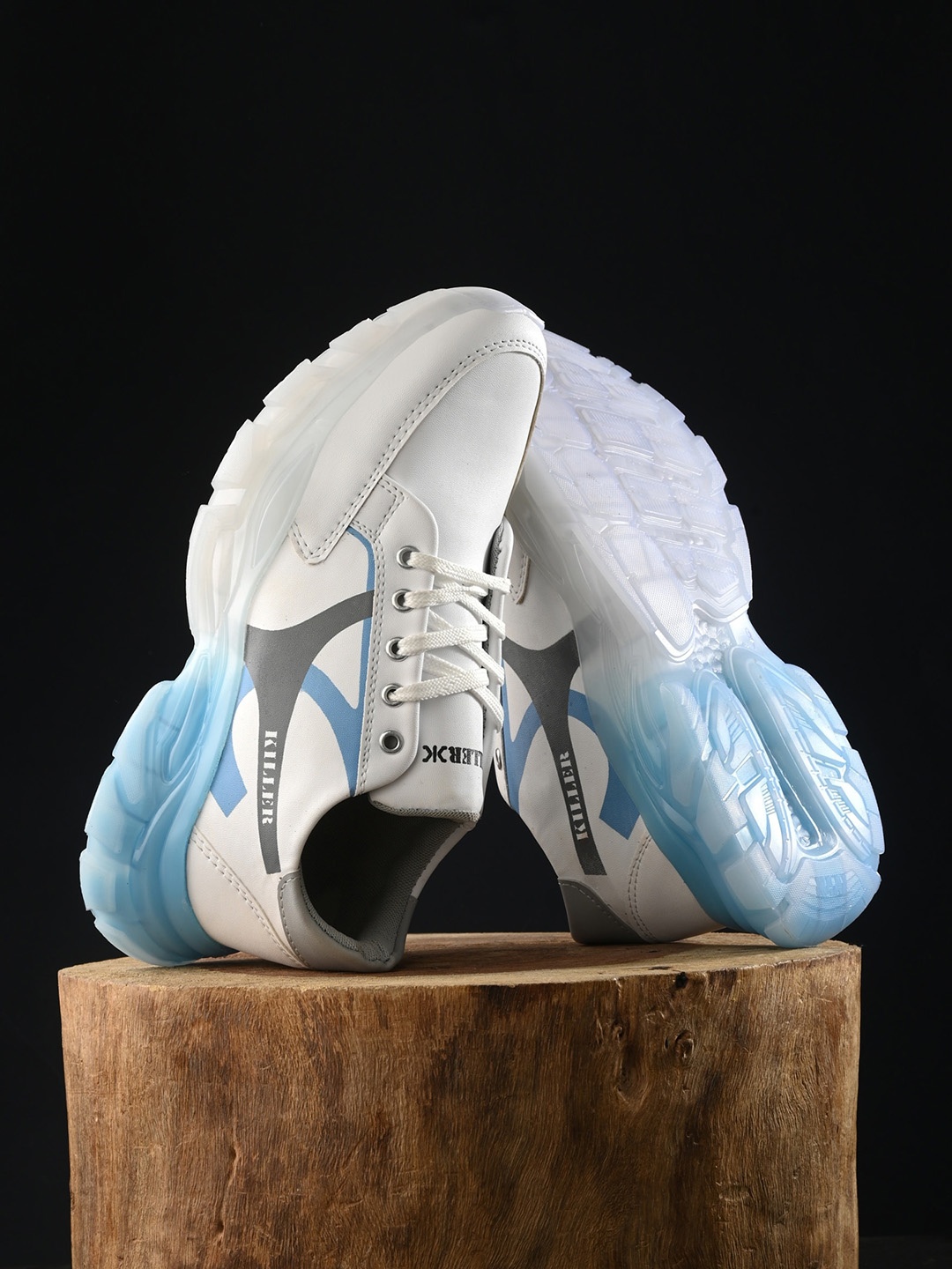 

Killer Men Colourblocked Round Toe Sneakers, White