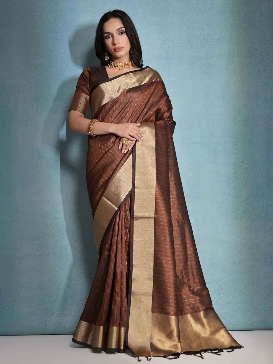 

KARAGIRI Woven Design Striped Zari Saree, Coffee brown