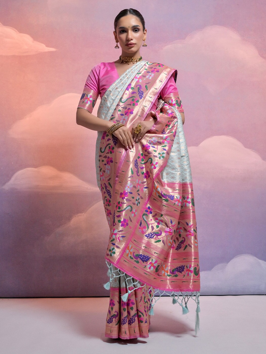 

KARAGIRI Woven Design Zari Paithani Saree, Sea green