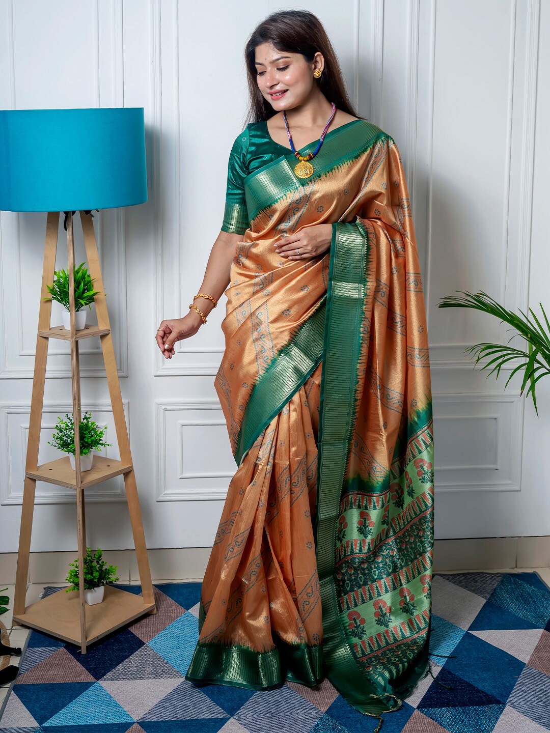 

KARAGIRI Floral Woven Design Zari Saree, Yellow