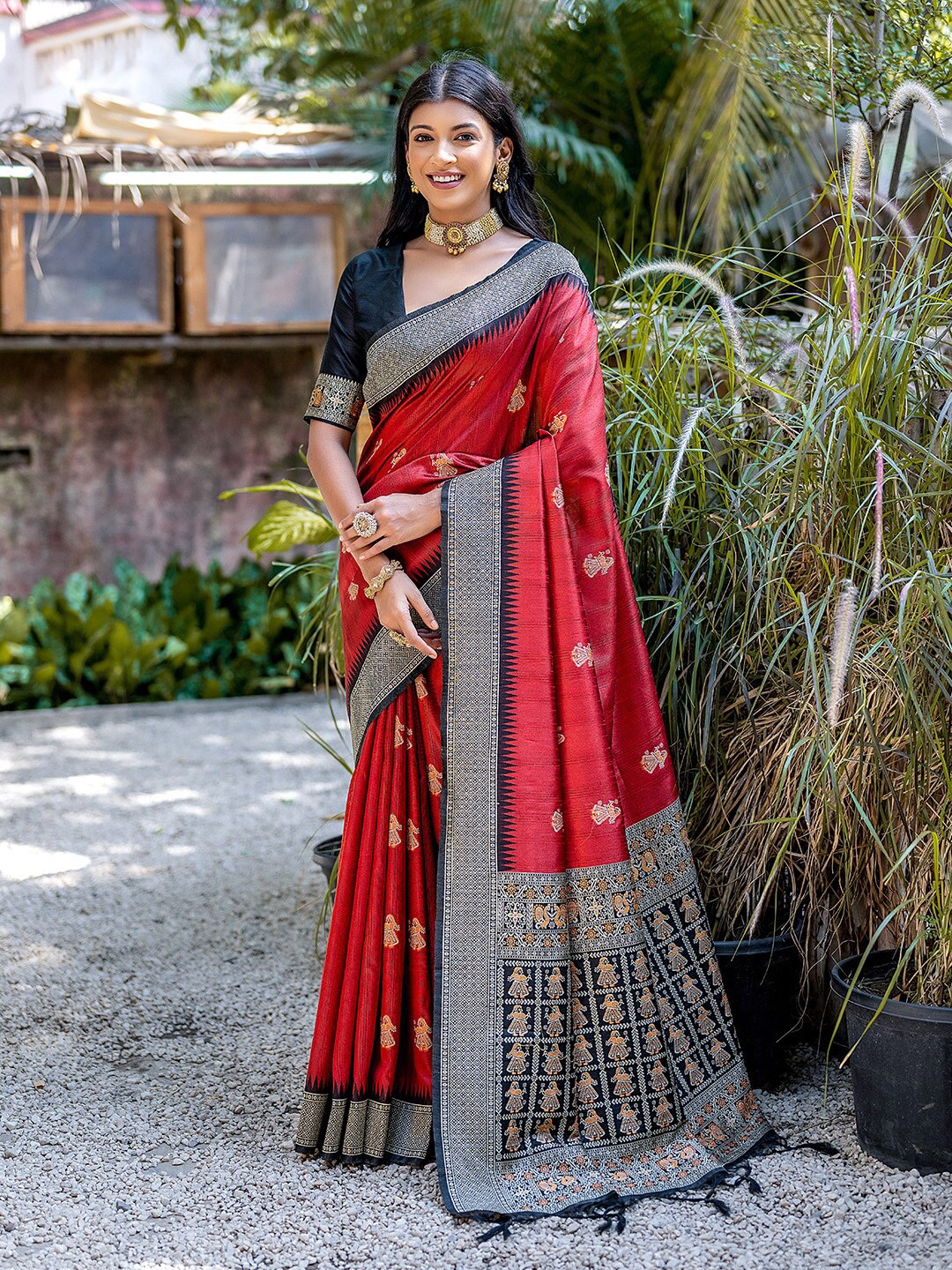 

KARAGIRI Ethnic Motifs Woven Design Zari Tussar Saree, Red