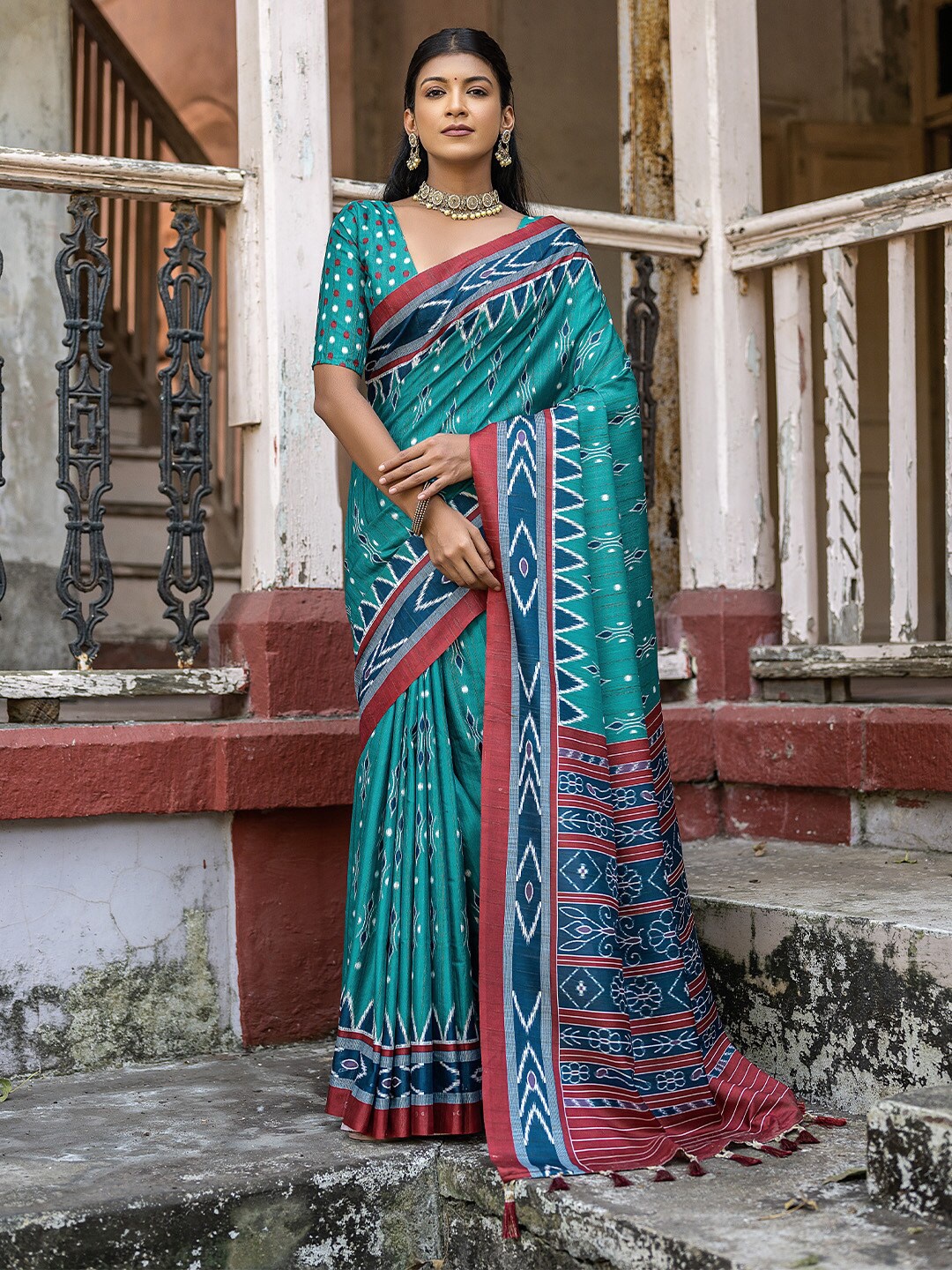 

KARAGIRI Ethnic Motifs Woven Design Silk Cotton Saree, Teal