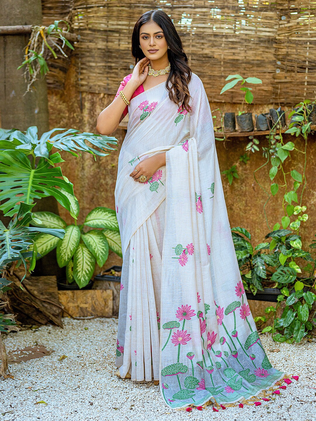 

KARAGIRI Floral Woven Design Muga Saree, White