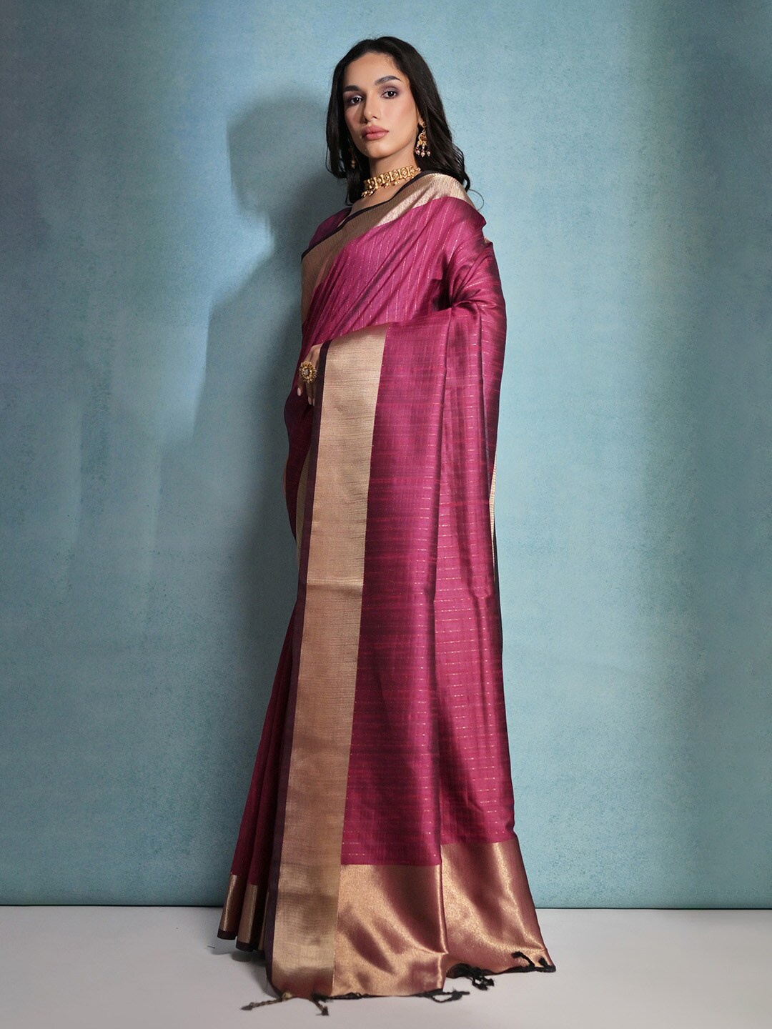 

KARAGIRI Striped Zari Saree, Pink